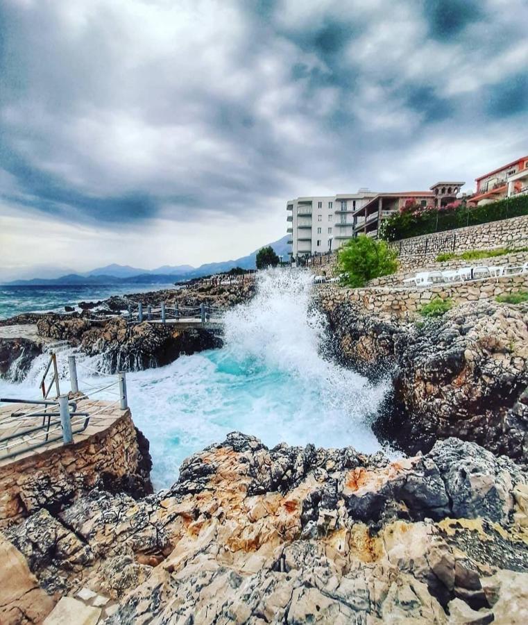 Apartments Marina Утьеха Экстерьер фото